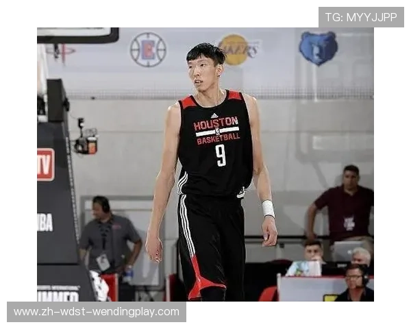 高效输出山东队王证替补登场不到4分钟三分4中3独揽11分 高效输出山东队王证替补登场不到4分钟三分4中3独揽11分